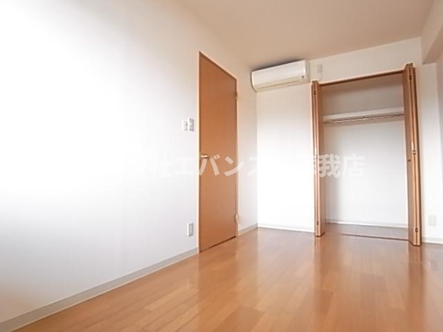 収納　ちょっとした収納スペースも充実しています