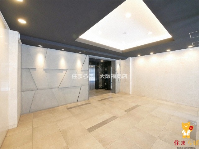 エントランス　共用部の印象も大切に