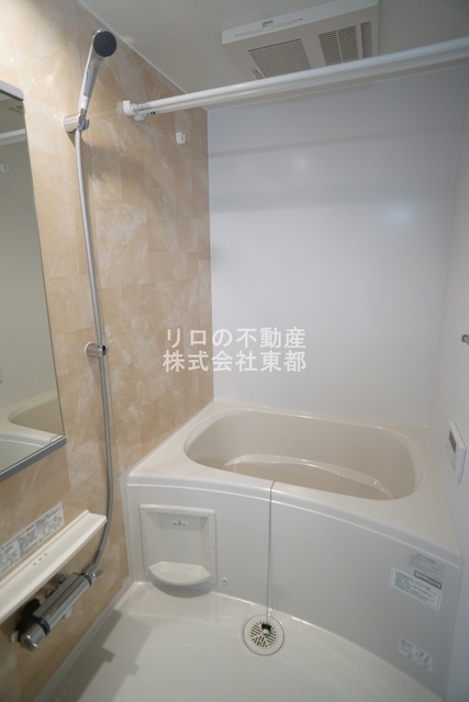 バス・シャワールーム　浴室には乾燥機が付いているので梅雨の時期でも安心です☆