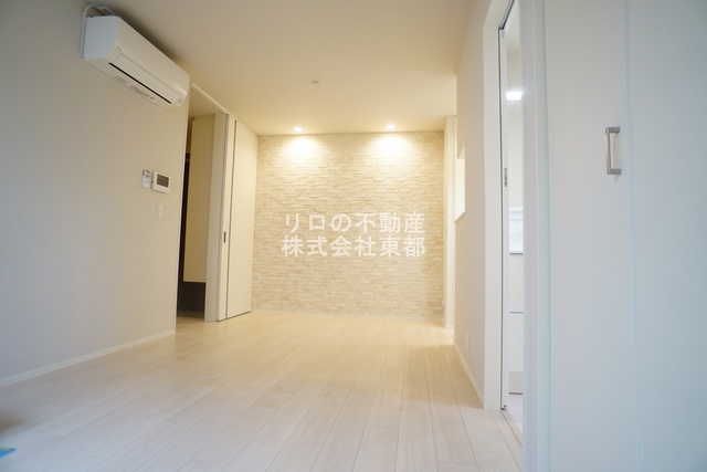 居室・リビング　フローリングで雰囲気のいい内装です！