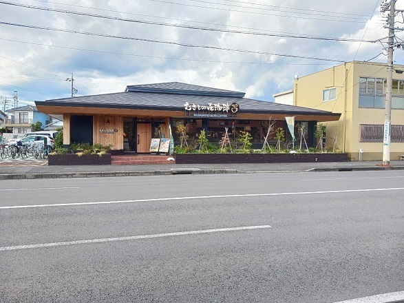 飲食店　むさしの森珈琲静岡千代田店（飲食店）まで750m