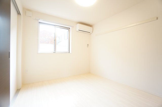 その他部屋・スペース　※同物件・反転タイプの写真です。