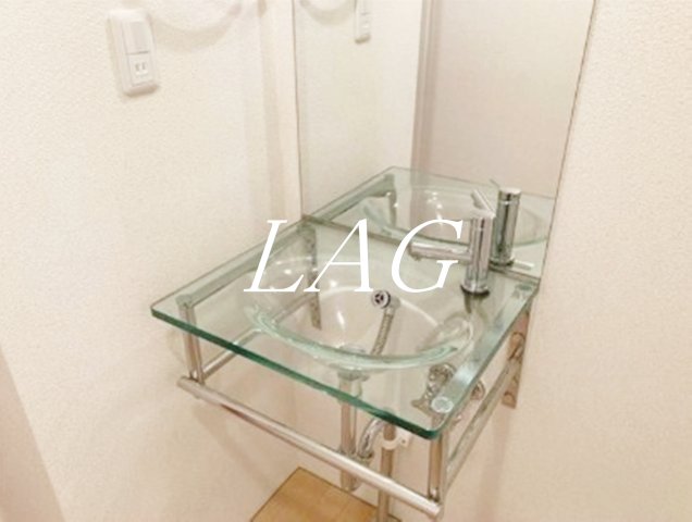 洗面設備　独立洗面台です。