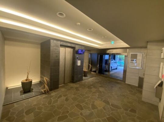 ロビー　★見学予約受付中★