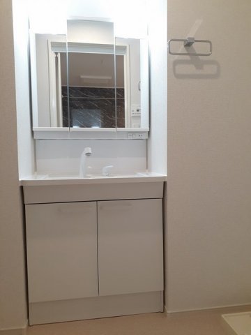 洗面設備　使いやすい洗面所です