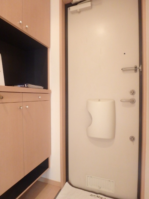 玄関　図面と現状に相違がある場合には現状を優先