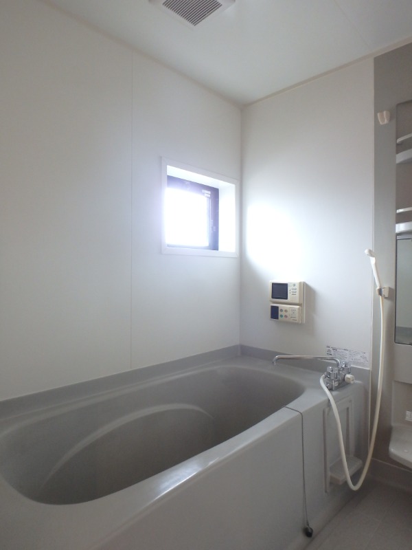 バス・シャワールーム　図面と現状に相違がある場合には現状を優先