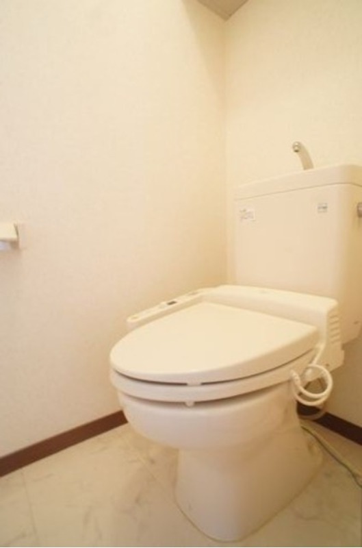 トイレ　図面と現状に相違がある場合には現状を優先