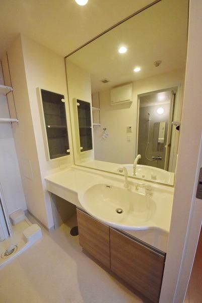 洗面設備　☆嬉しい独立洗面台☆