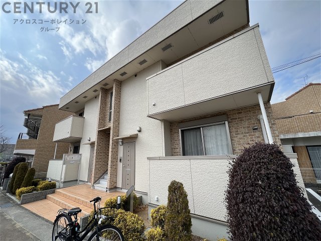 建物外観　敷地内に駐車場があります！