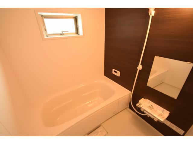 バス・シャワールーム　追い焚き機能付