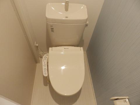 トイレ　トイレ