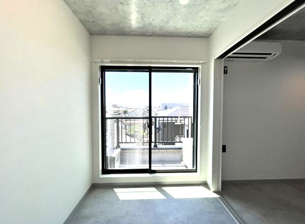 バルコニー　イメージ