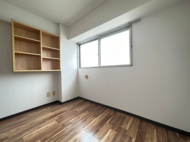 居室・リビング　別号室の写真です