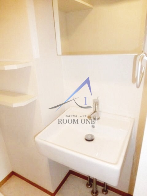 洗面設備　洗面台です。