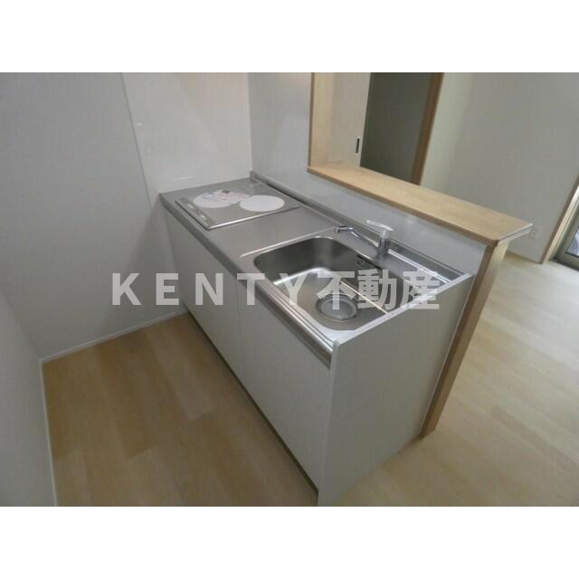 キッチン　コンパクトなキッチンで掃除もラクラク