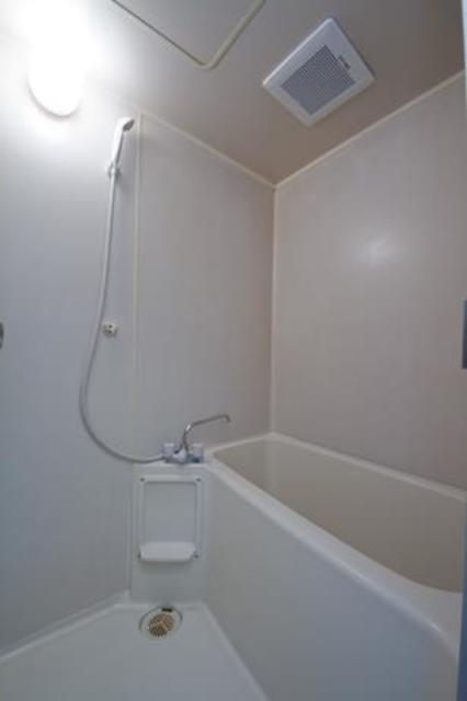 バス・シャワールーム　※写真は同タイプ住戸です。