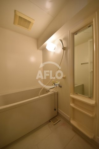 バス・シャワールーム　ドーム１番館　バスルーム