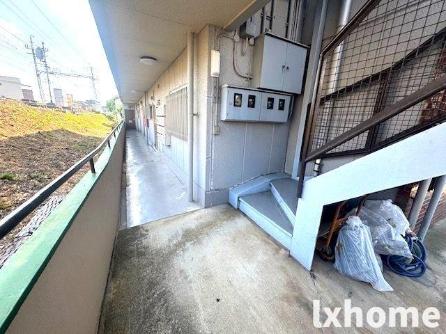 エントランス　ゆとりのあるエントランスです 建物外観を気になさる方へ、見た