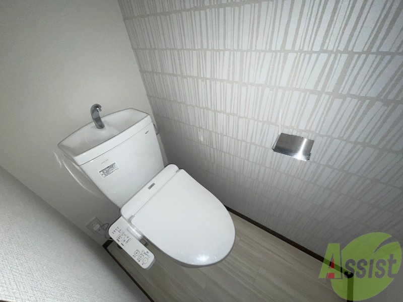 トイレ　こちらはトイレになります。ウォシュレット付きです。