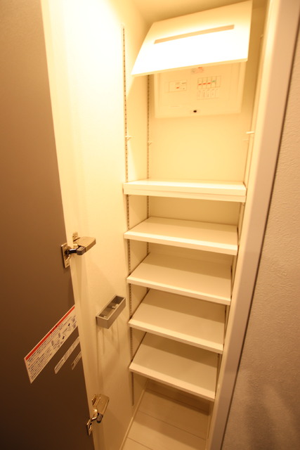 玄関　高さ調整が可能なシューズボックス☆