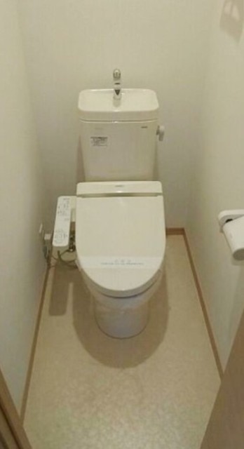 トイレ　別部屋同仕様