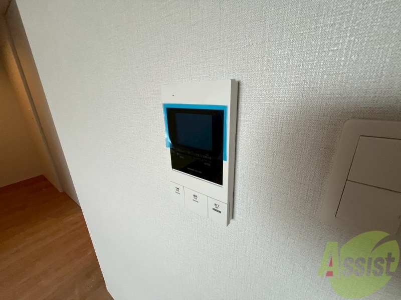 セキュリティ　ＴＶモニター付インターホンです。来客者の顔が見えるので安心！