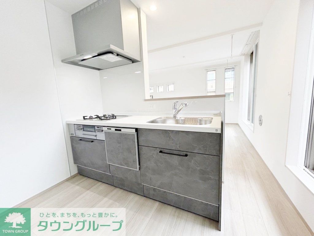 キッチン　お部屋探しは株式会社　タウンハウジング　までお気軽にお問合…