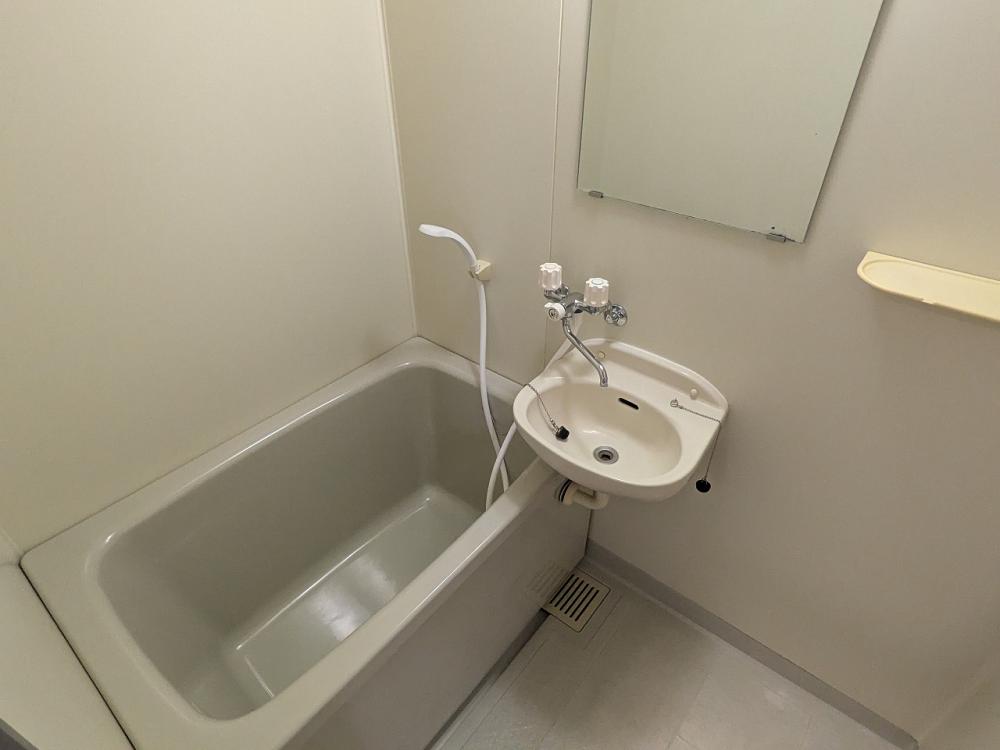バス・シャワールーム　他部屋参考写真