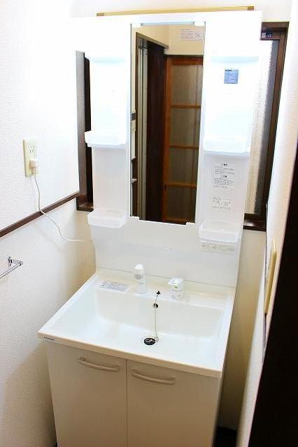 洗面設備　他部屋参考写真
