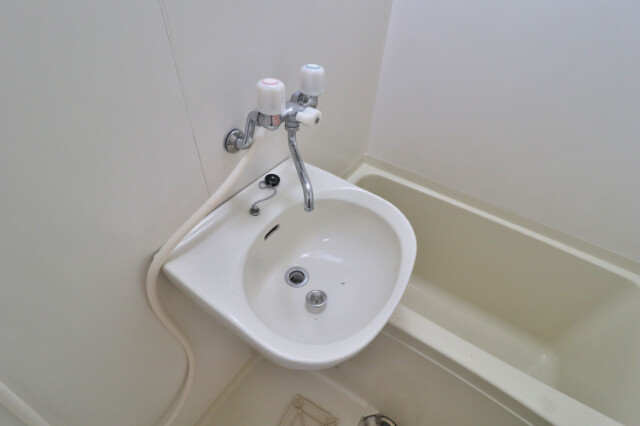 洗面設備　コンパクトな洗面！
