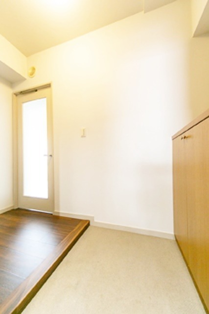 玄関　※同仕様写真含む