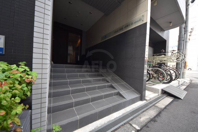 エントランス　PARK Hills 北堀江 la moda(パークヒルズ北