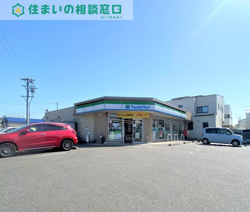 コンビニ　ファミリーマート岡崎赤渋町店（コンビニ）まで214m