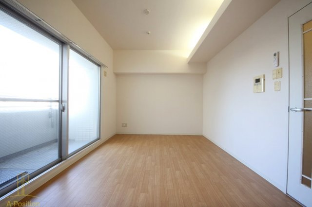 居室・リビング　キャピトル天神橋