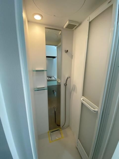 バス・シャワールーム　シャワー派には、使いやすいシャワールーム付です！