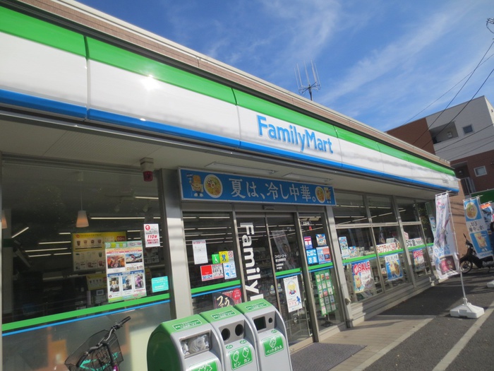 コンビニ　ファミリーマート港北師岡町店（コンビニ）まで506m