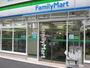 コンビニ　ファミリーマート（コンビニ）まで138m