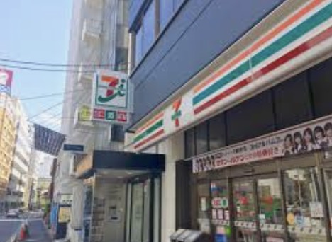 コンビニ　セブンイレブン日本橋小網町店（コンビニ）まで291m