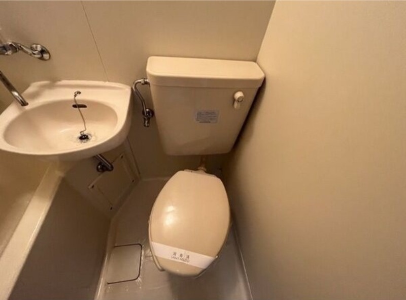 トイレ　図面と現状に相違がある場合には現状を優先