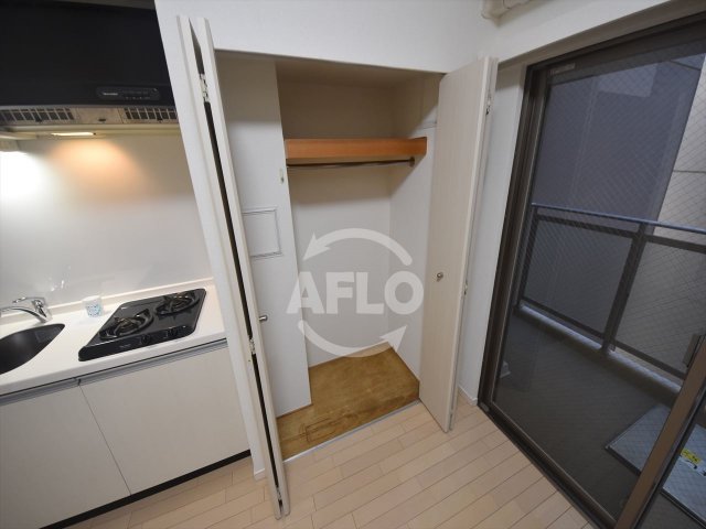 収納　レジディア谷町　クローゼット