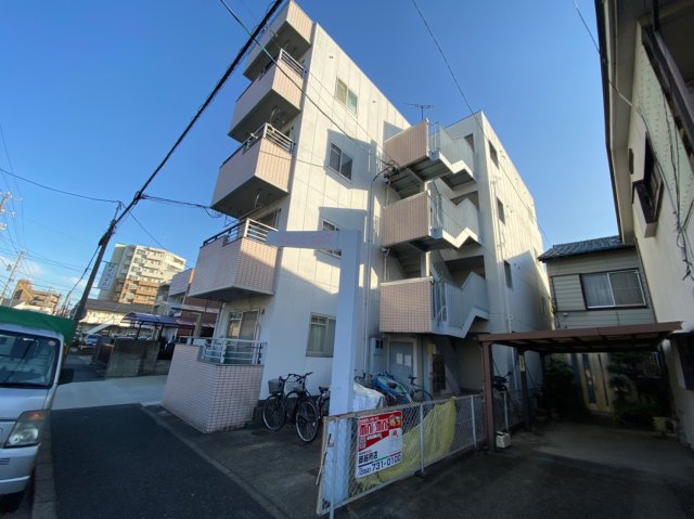 建物外観　メゾンジュネス