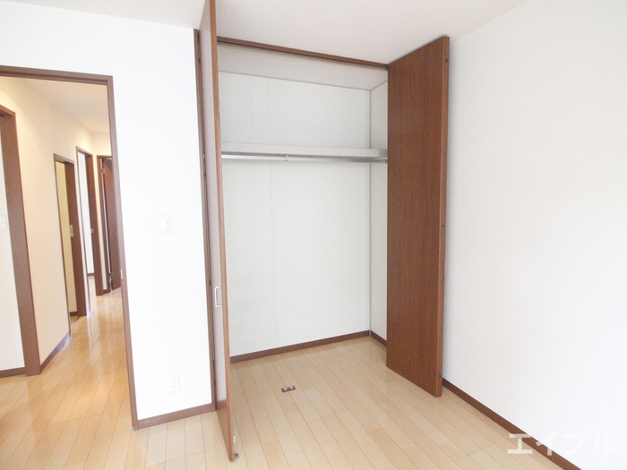 収納　反転タイプの別のお部屋になります。