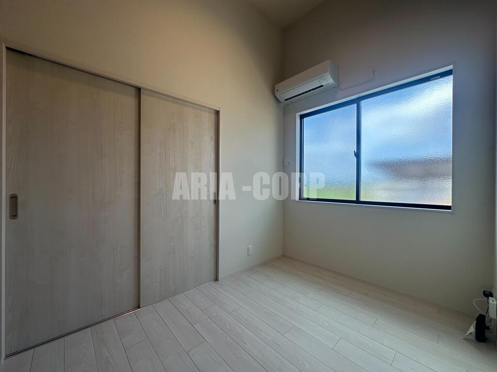 居室・リビング　白を基調とした統一感あるお部屋です！
