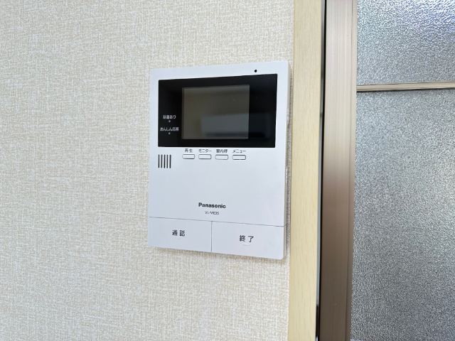 セキュリティ　モニターホンで来客も安心です