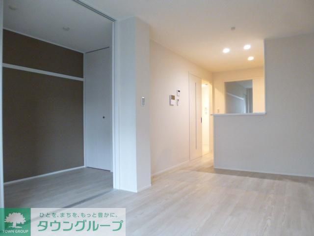 居室・リビング　※別部屋参考写真です