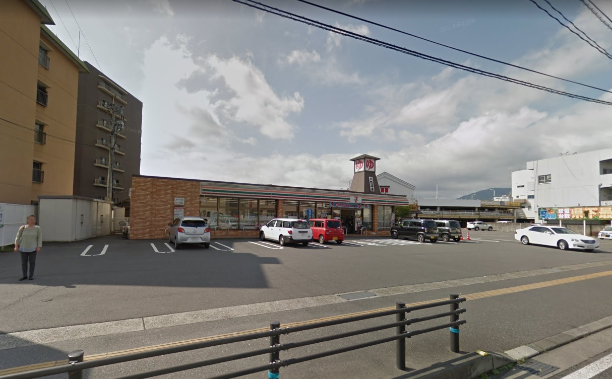 コンビニ　セブンイレブン大分奥田店（コンビニ）まで890m