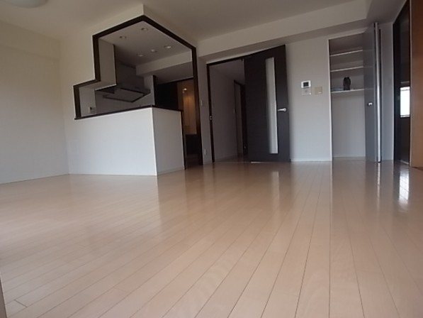 居室・リビング　別部屋参考写真
