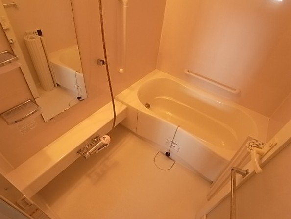バス・シャワールーム　別部屋参考写真