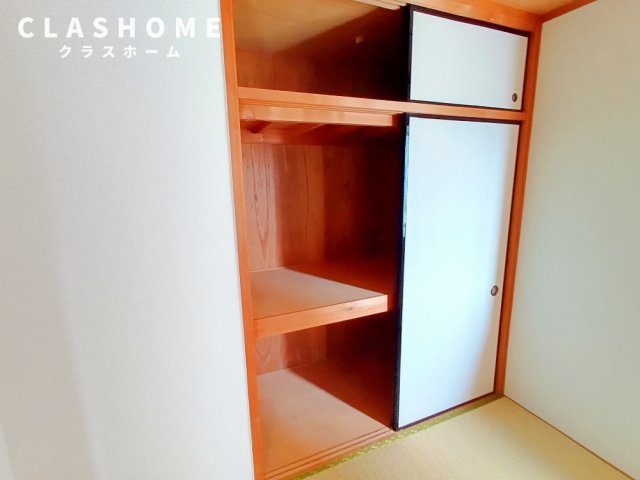 収納　同形タイプの別部屋のお写真です。